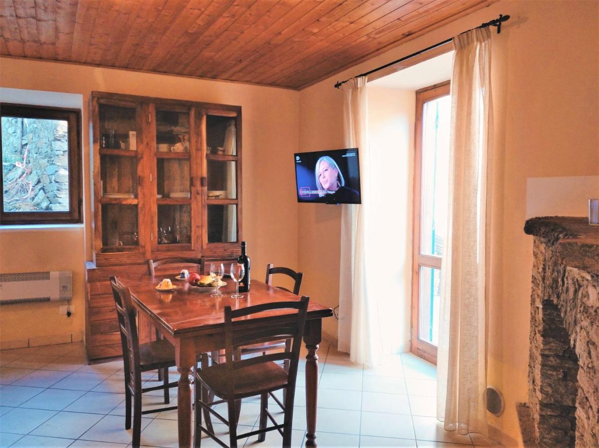 Trarego Haus Lejlighed Eksteriør billede